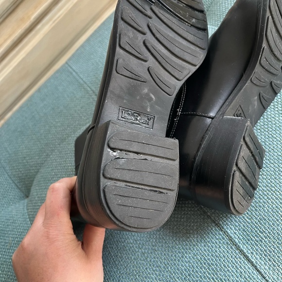 ll bean boots size 8 and free Anne Klein shoes - Picture 6 of 12